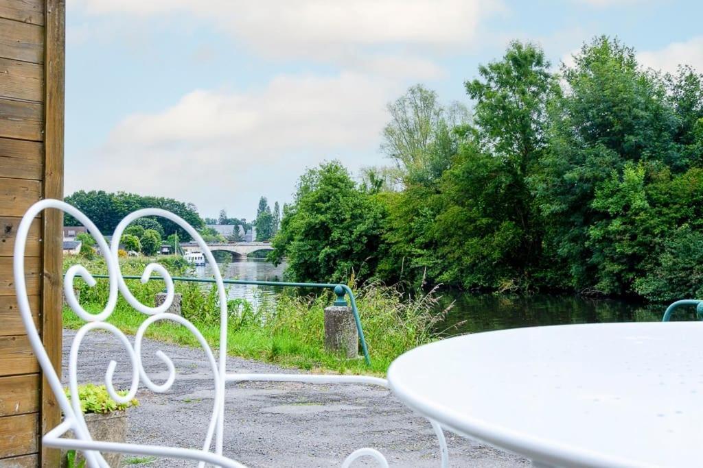 Les Berges De L'Oust Appartement Malestroit Buitenkant foto